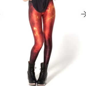 BLACKMILK Lava Leggings size Large